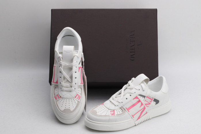 v*lentino sneaker