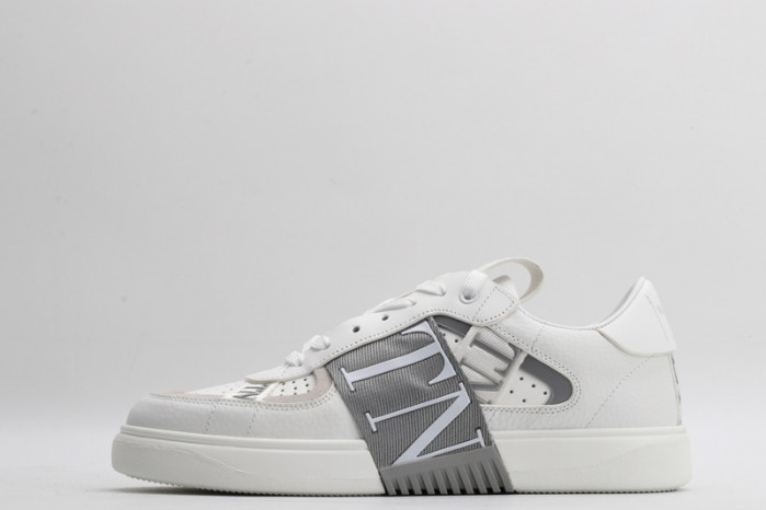 v*lentino sneaker