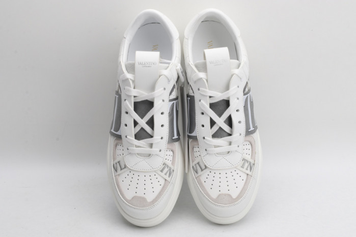 v*lentino sneaker
