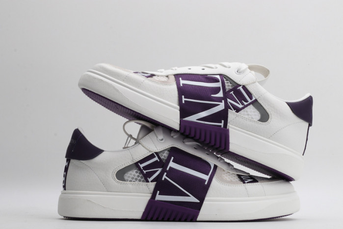 v*lentino sneaker