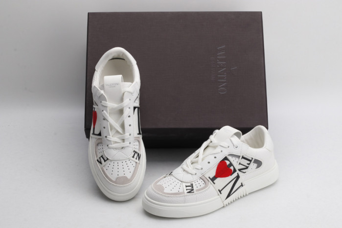 v*lentino sneaker