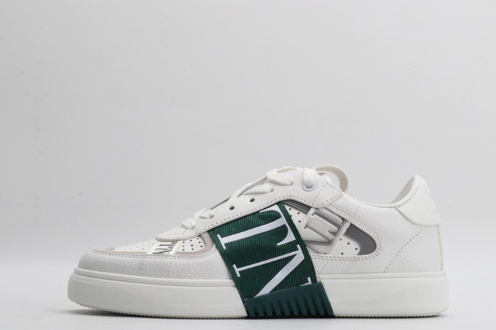 v*lentino sneaker