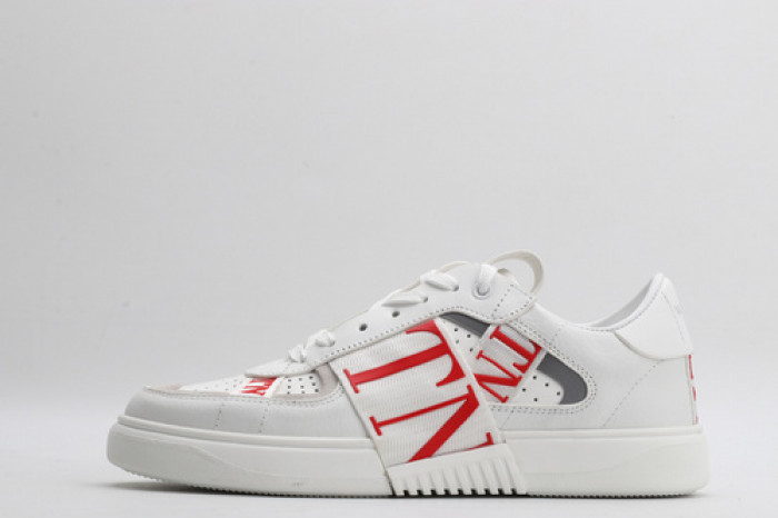 v*lentino sneaker