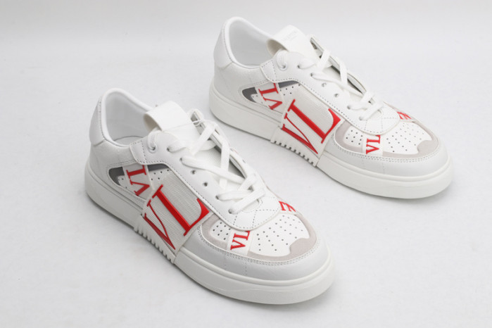 v*lentino sneaker