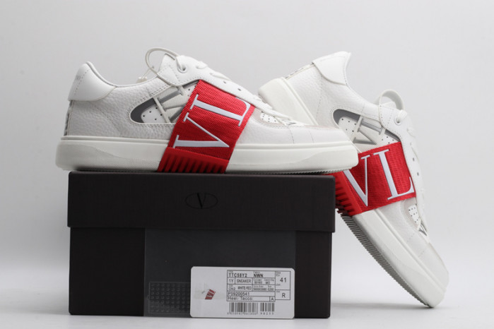 v*lentino sneaker