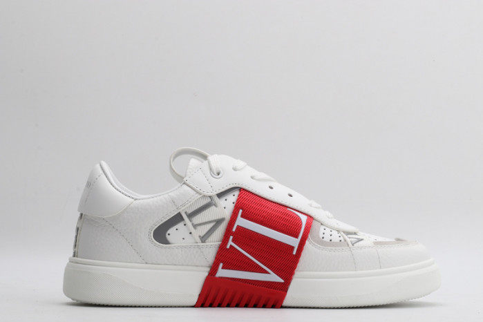 v*lentino sneaker