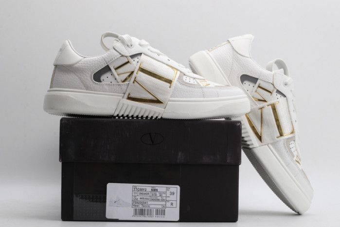 v*lentino sneaker