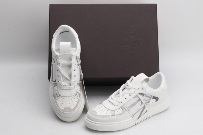 v*lentino sneaker