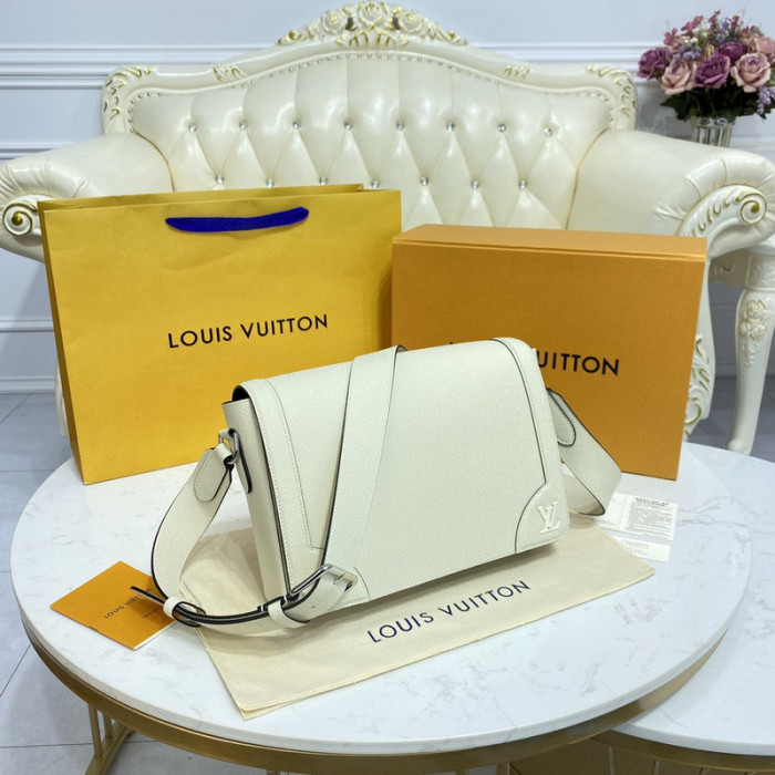 LU VI BAG 28.3x18.3x4.3cm