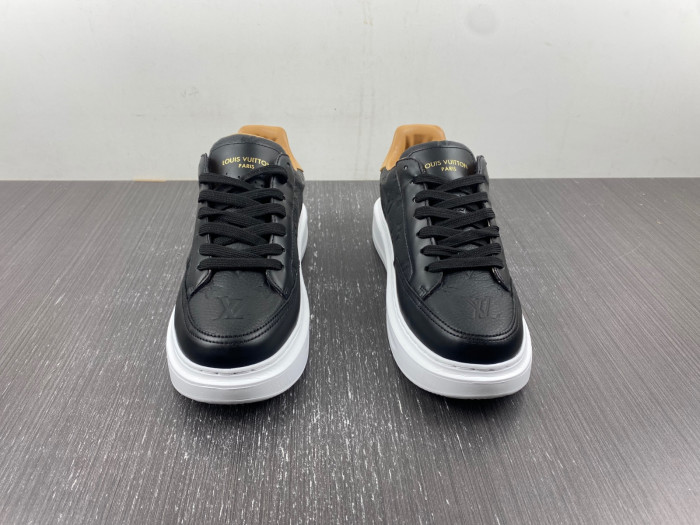 lovt sneaker