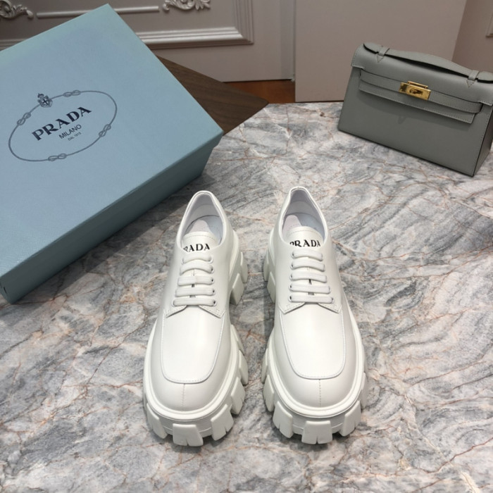 prad loafer