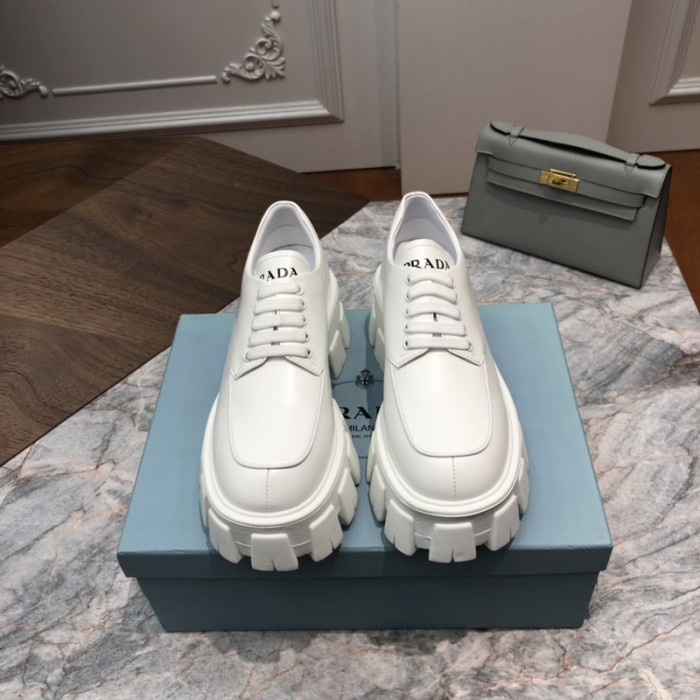 prad loafer