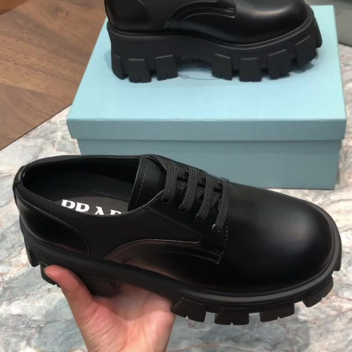 prad loafer