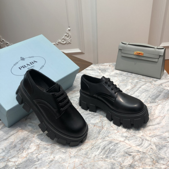 prad loafer