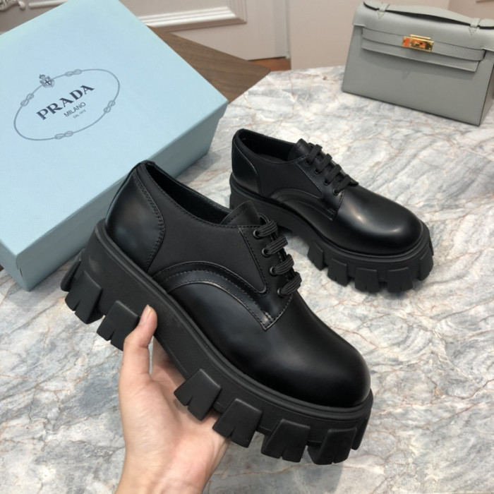 prad loafer