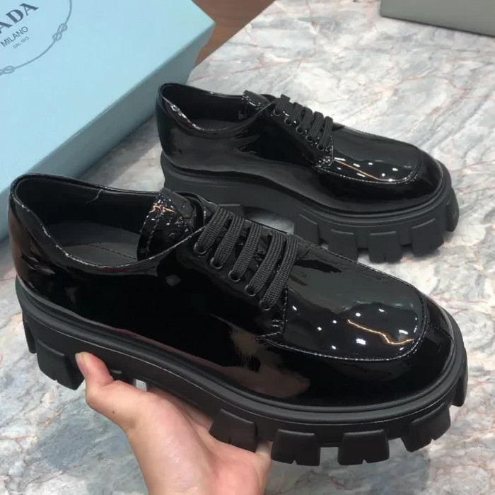 prad loafer