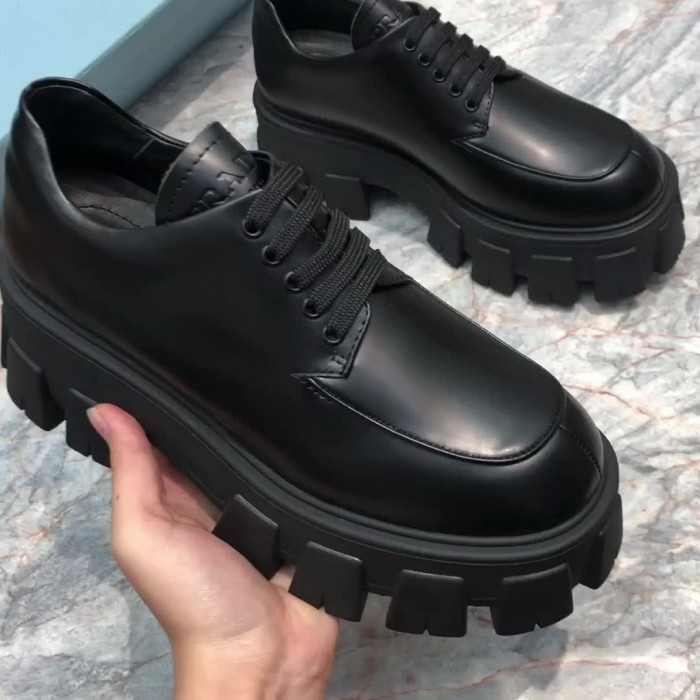 prad loafer
