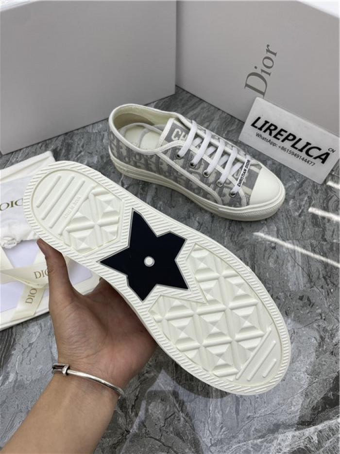 dr b23 sneakers