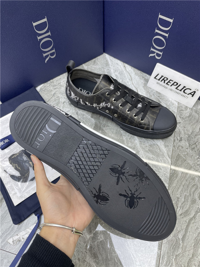 dr b23 sneakers