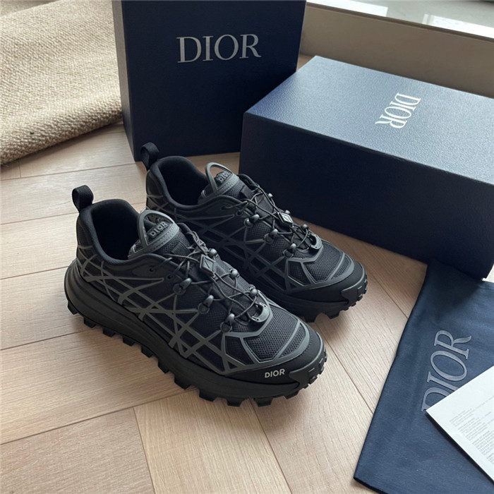 dr b31 trainer sneaker