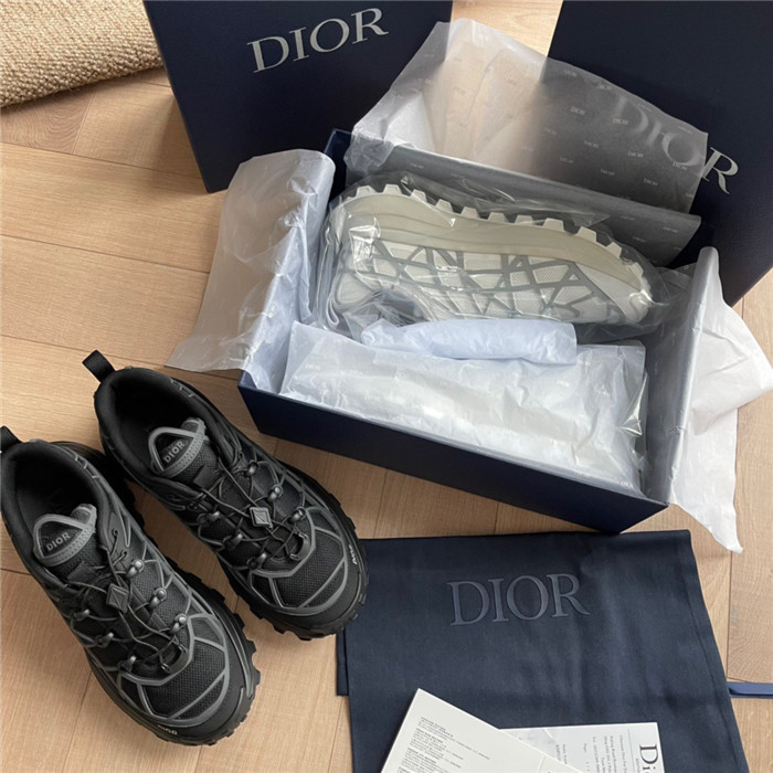 dr b31 trainer sneaker