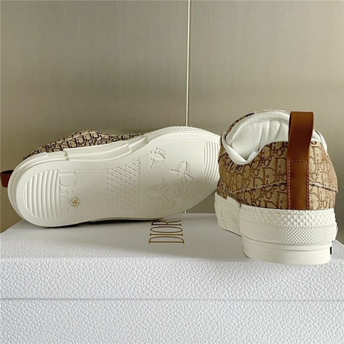 dr b23 sneakers