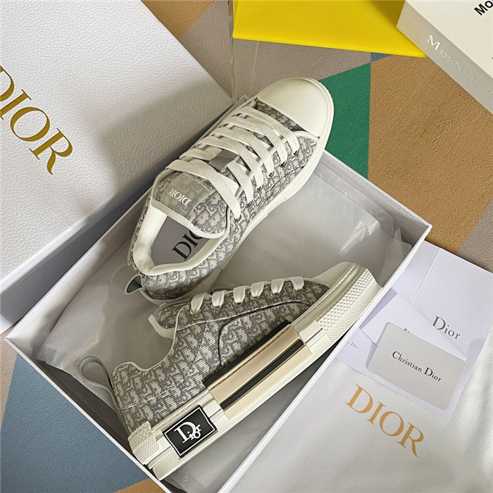 dr b23 sneakers