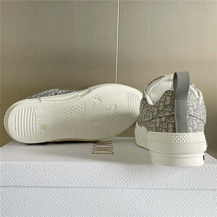 dr b23 sneakers