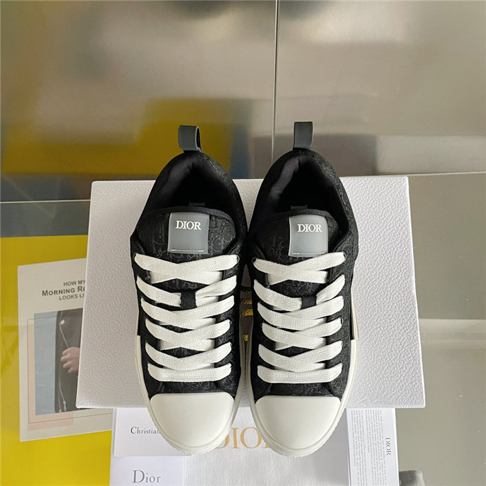 dr b23 sneakers