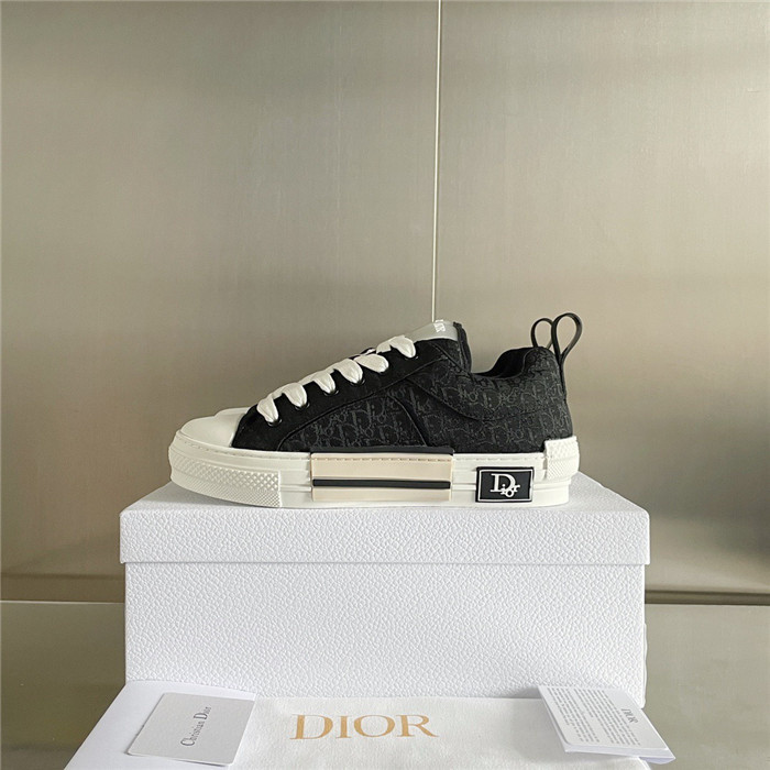 dr b23 sneakers