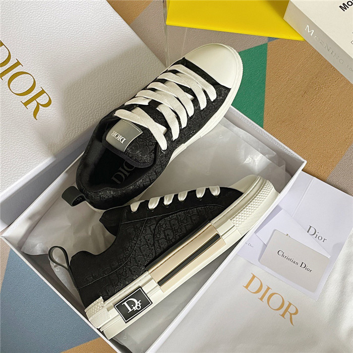 dr b23 sneakers