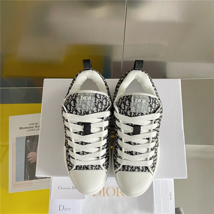 dr b23 sneakers