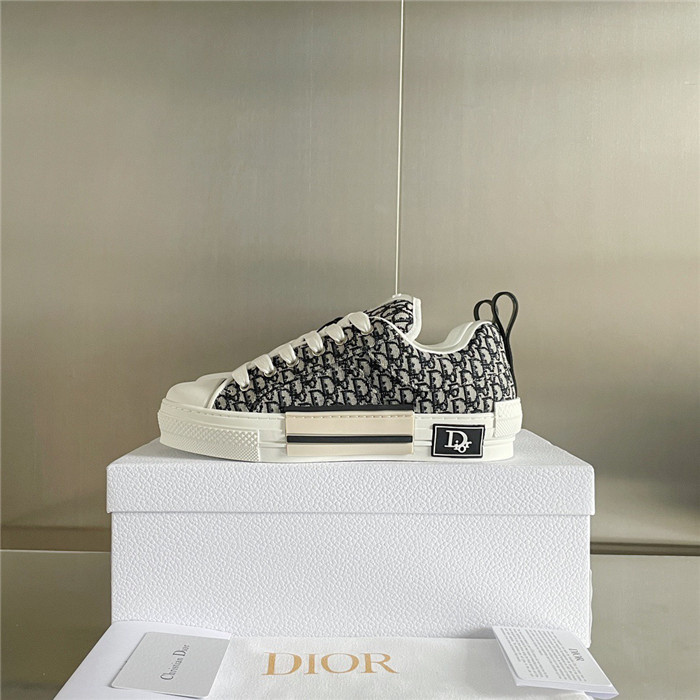 dr b23 sneakers