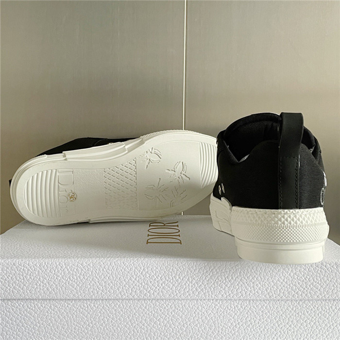dr b23 sneakers