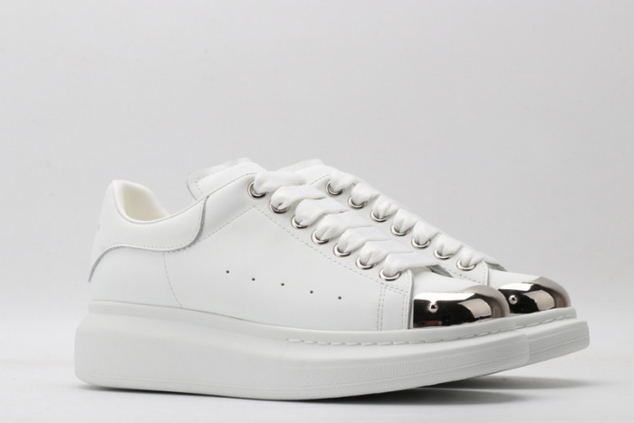 alex mcqu sneakers