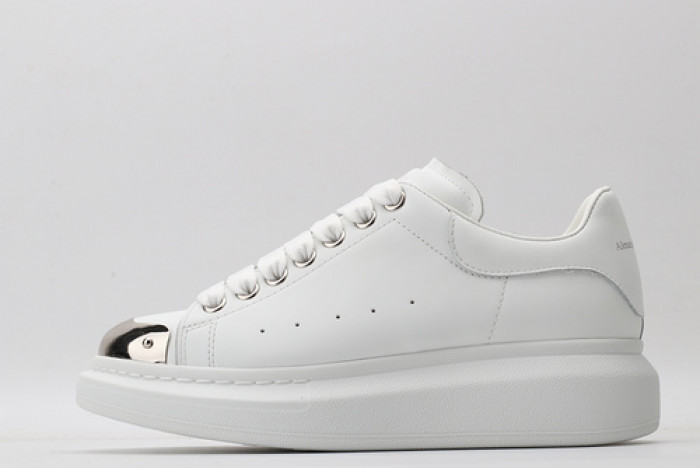 alex mcqu sneakers