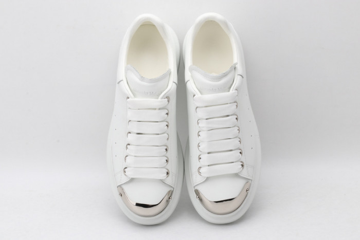 alex mcqu sneakers