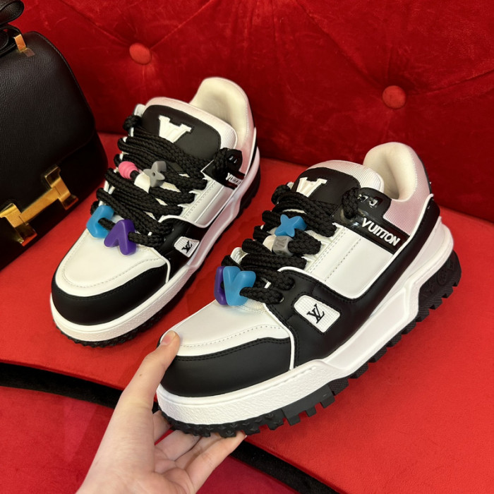 lovt sneaker