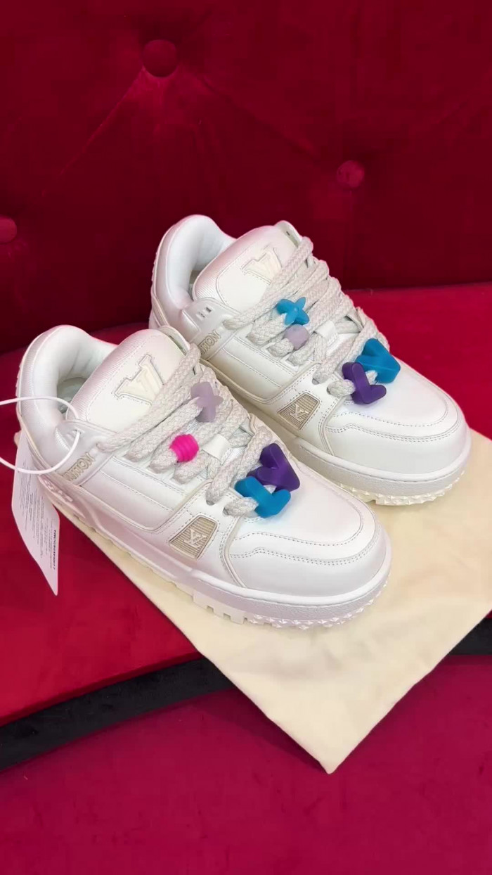 lovt sneaker