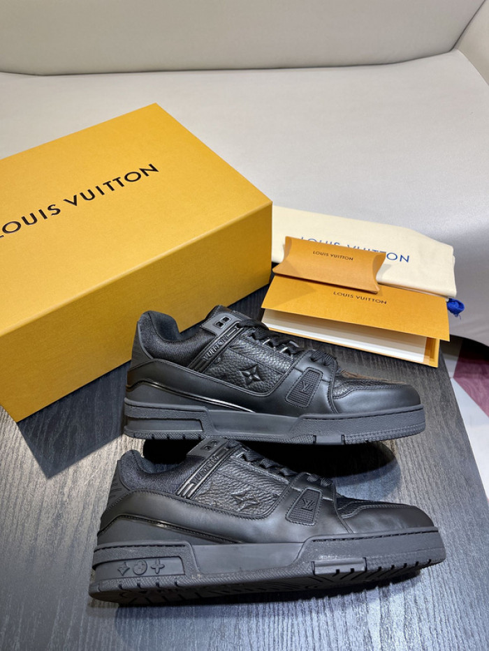 lovt sneaker