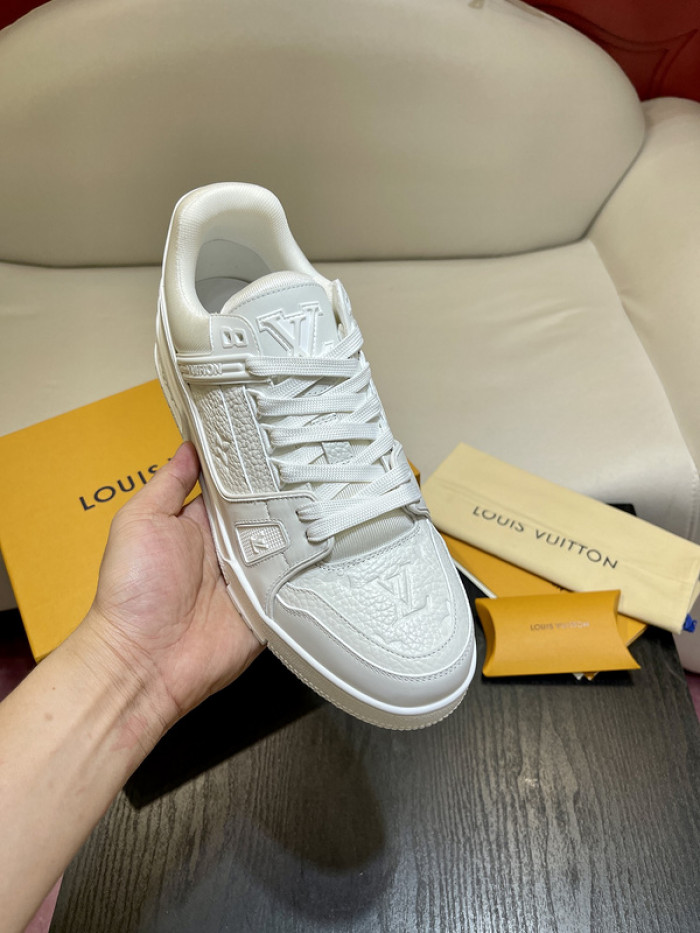 lovt sneaker