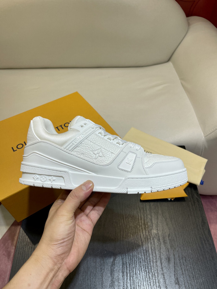 lovt sneaker