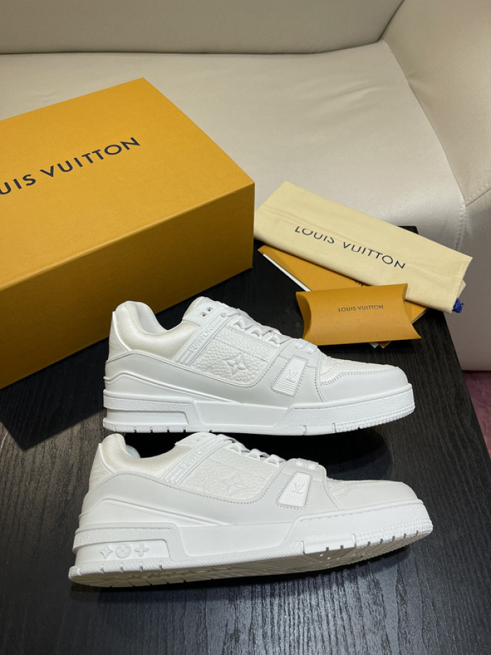 lovt sneaker