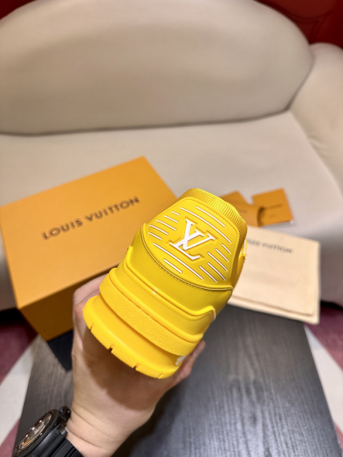 lovt sneaker