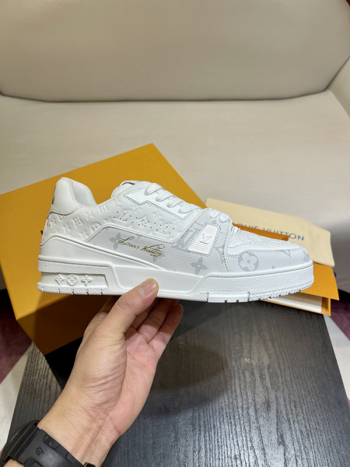 lovt sneaker