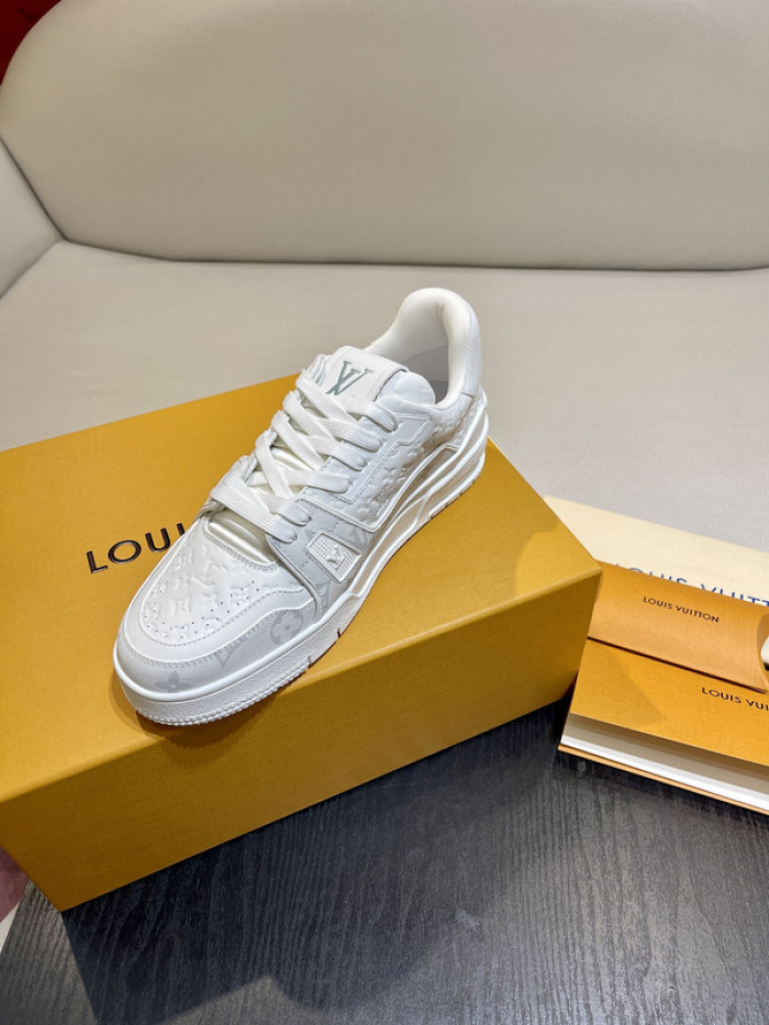 lovt sneaker