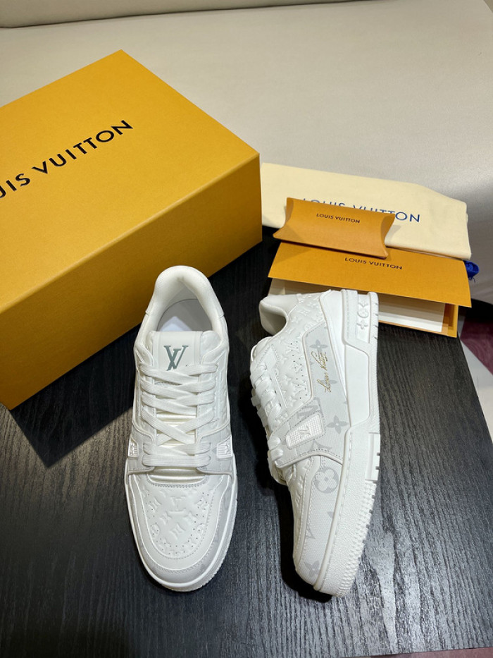 lovt sneaker