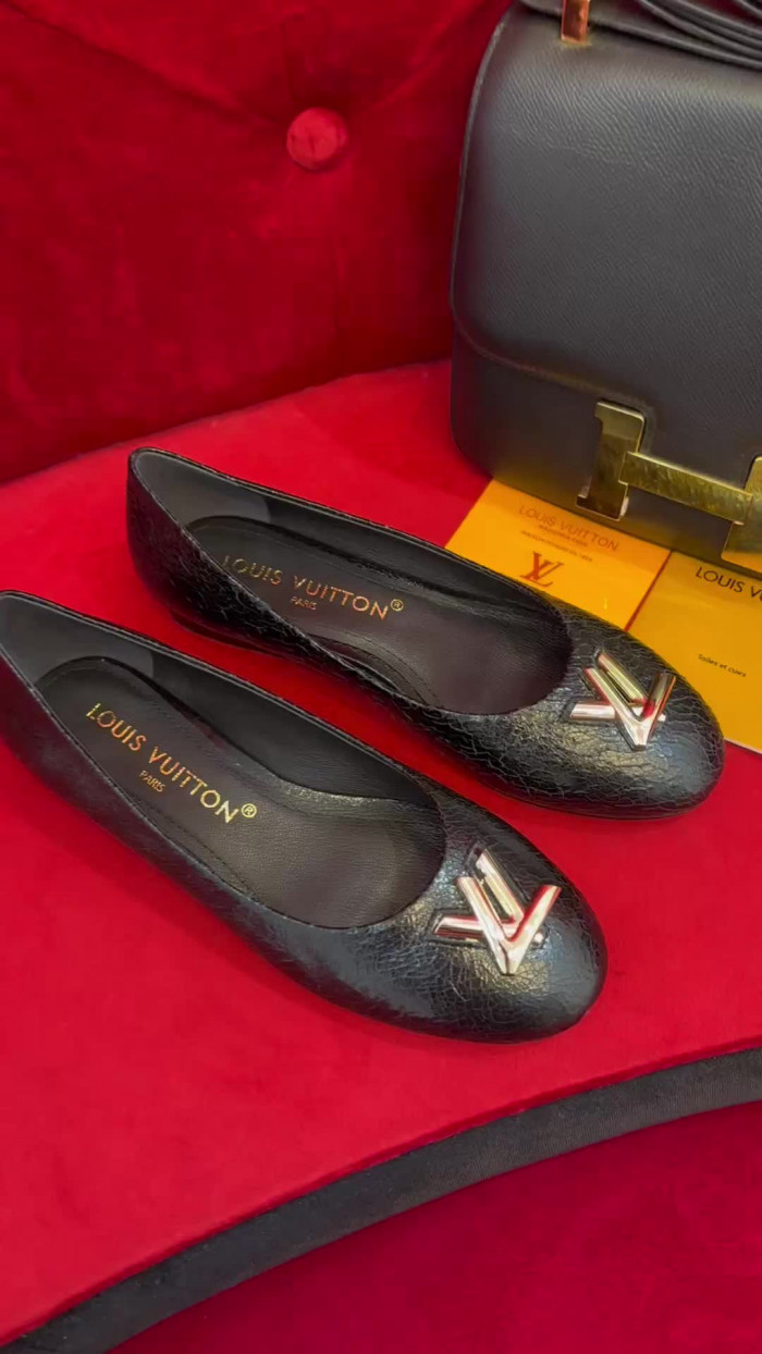 lovt loafer