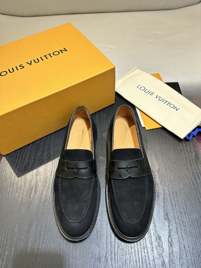 lovt loafer