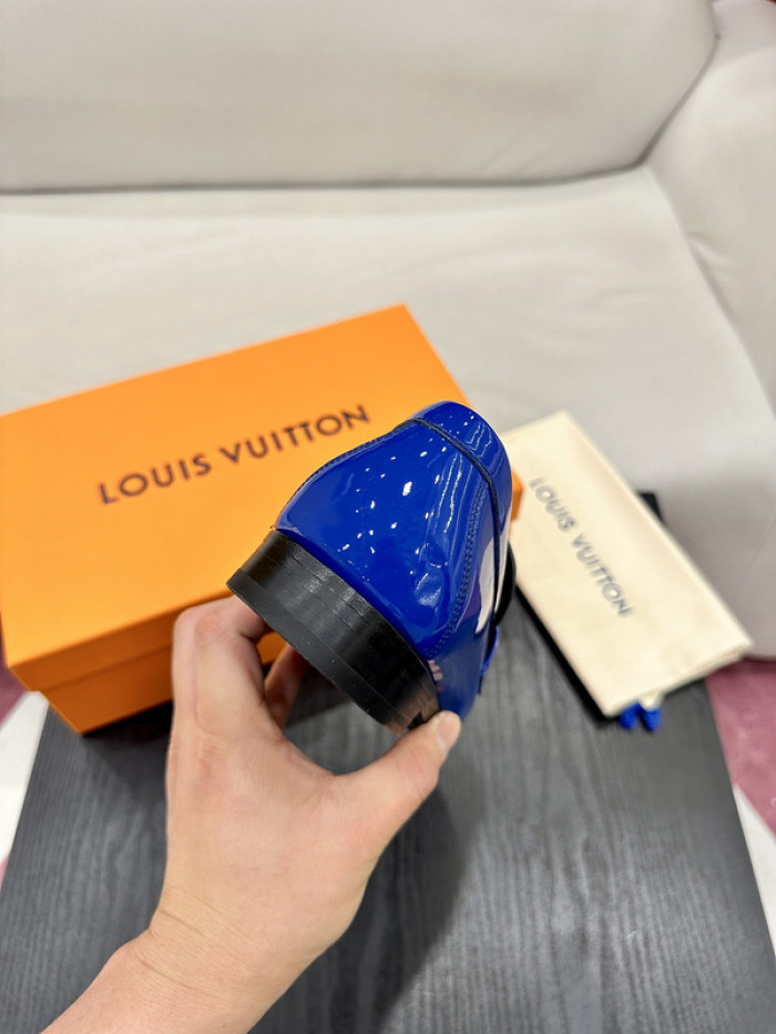 lovt loafer
